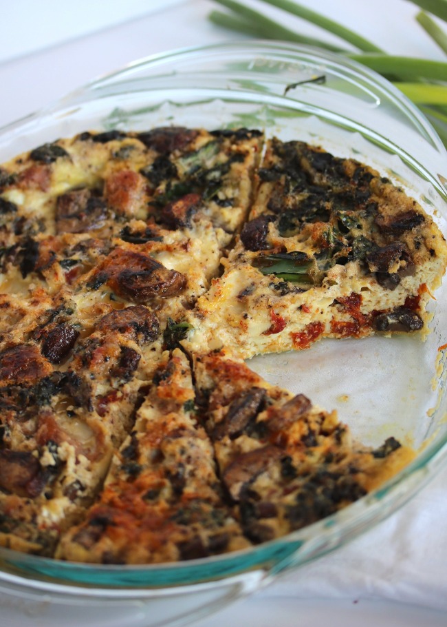Italian Crustless Quiche with Sun Dried Tomatoes & Prosciutto PALEO