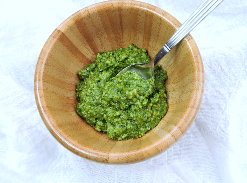 DairyFree Spinach Pesto Paleo, Whole30 Just Jessie B